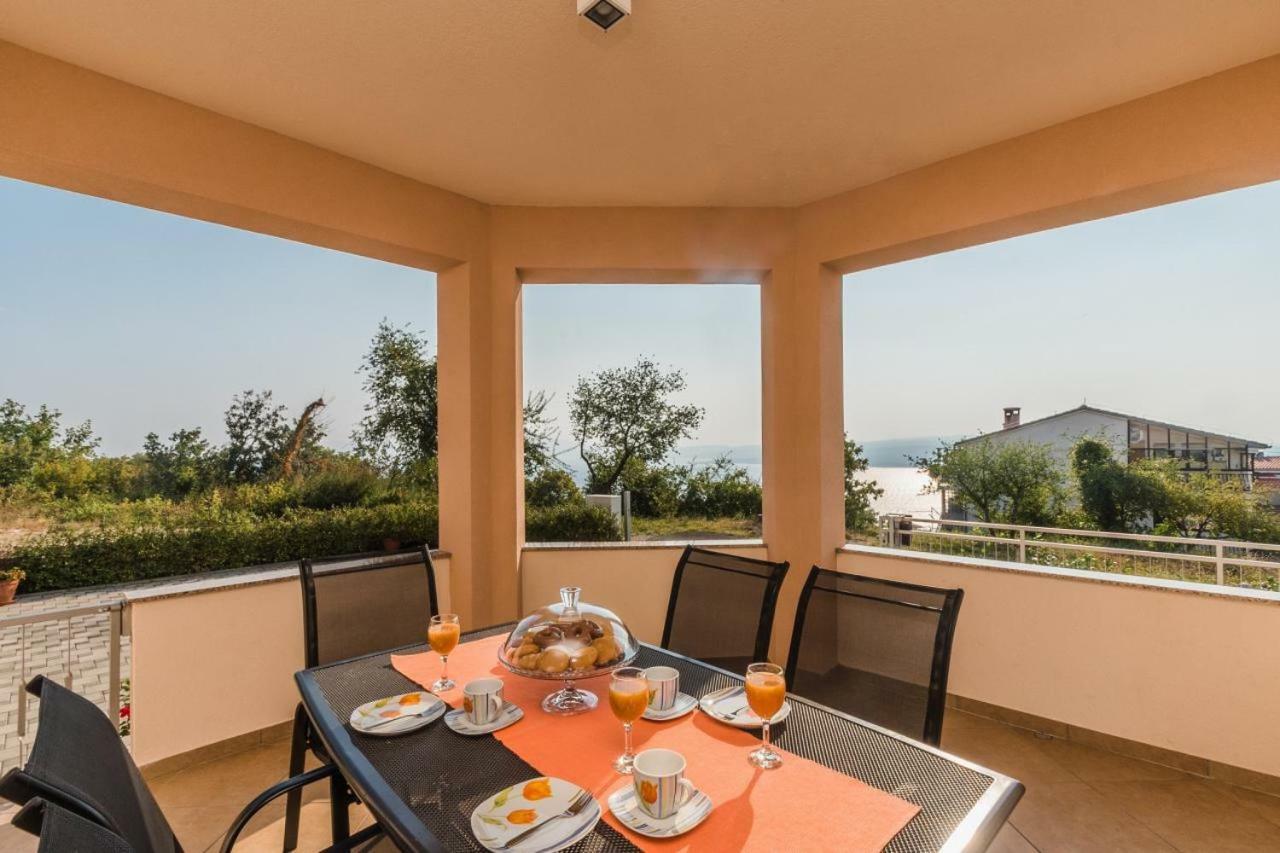 Apartman Klara Crikvenica Exterior foto