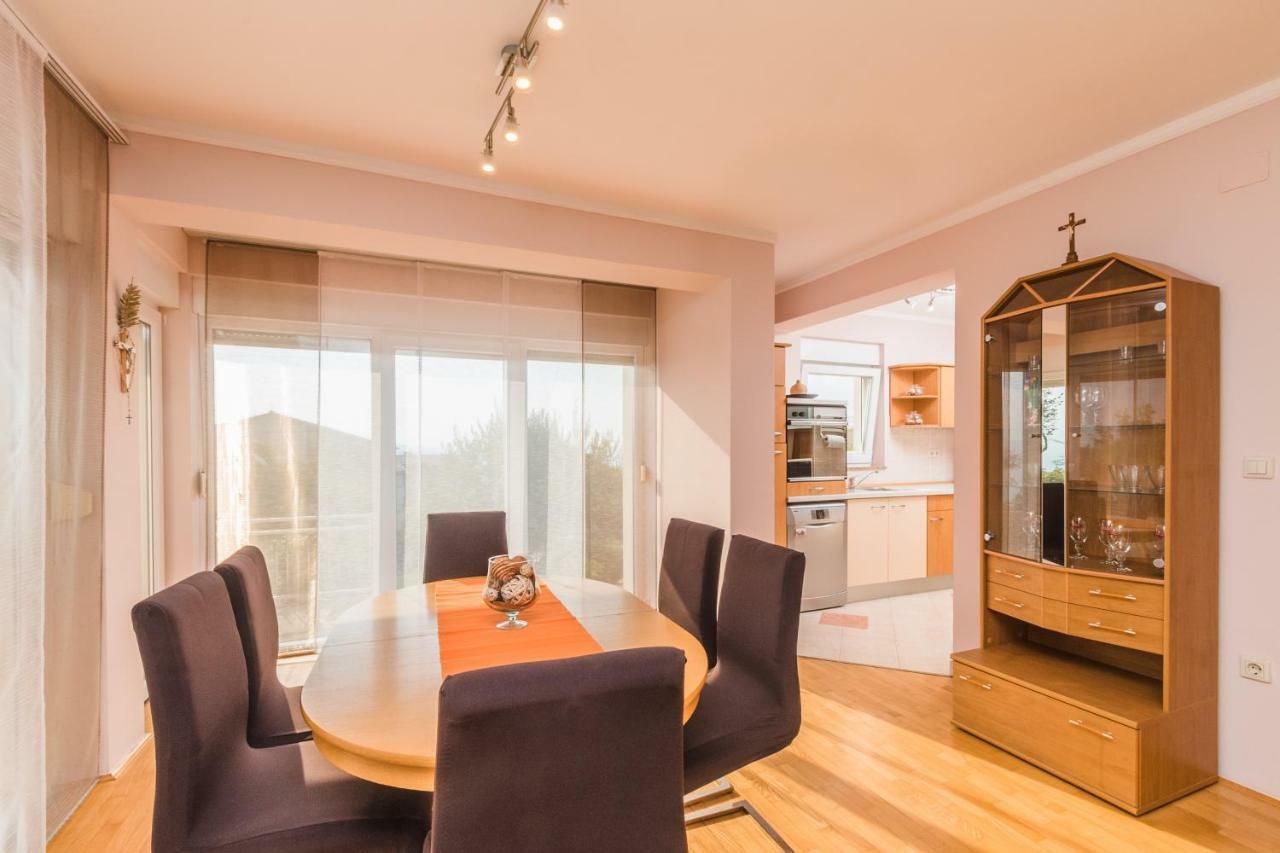 Apartman Klara Crikvenica Exterior foto